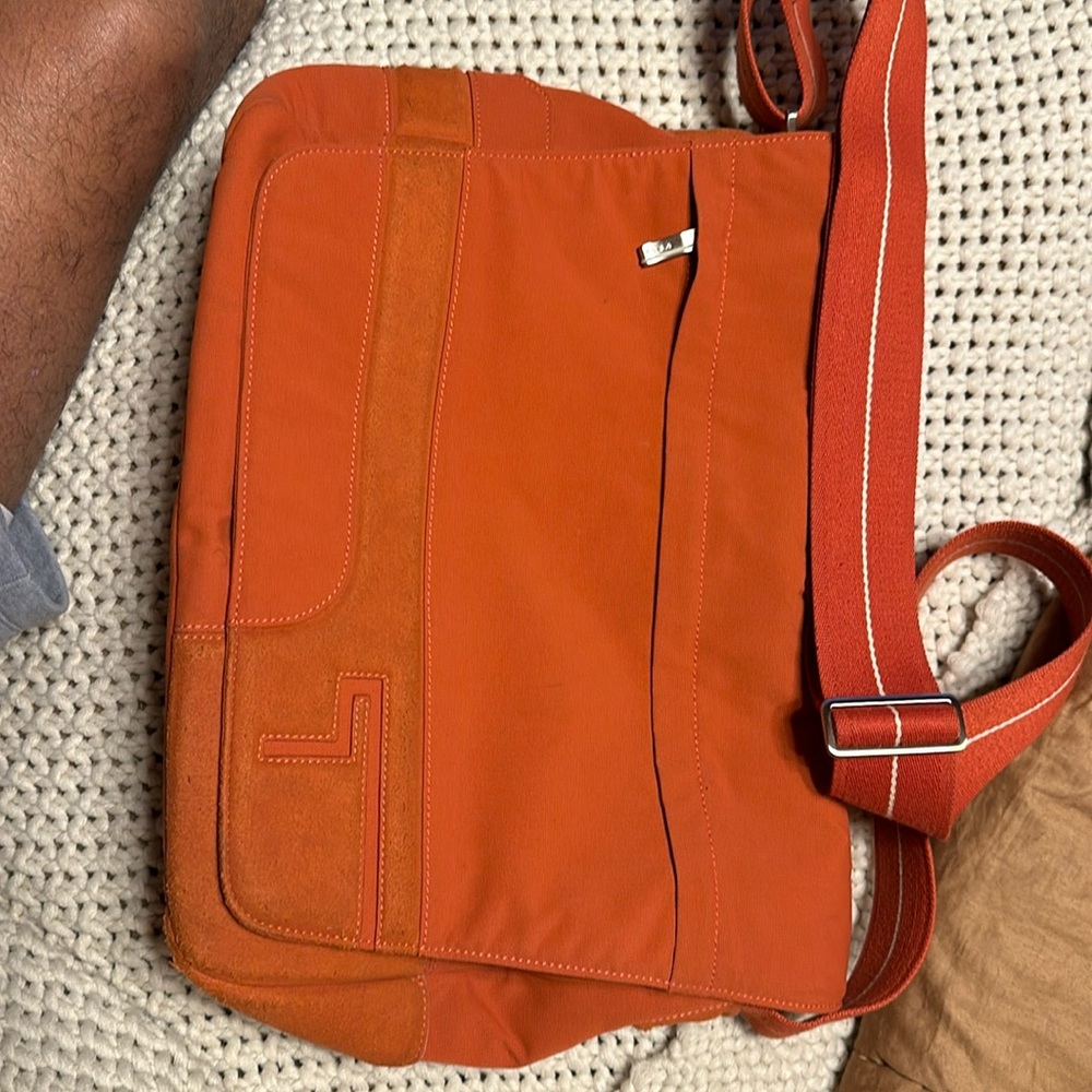 Tumi Large Messenger Briefcase Travel Laptop Business Bag Orange Nylon